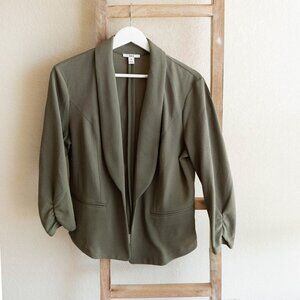 Bar III Size Medium Olive Green Open Front Jacket with Ruched Sleeves